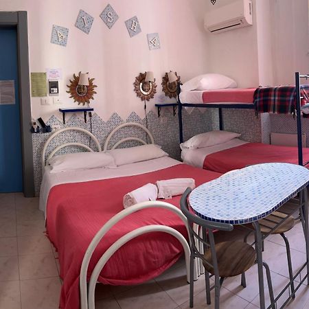 アル ソレマール B&B カリアリ エクステリア 写真