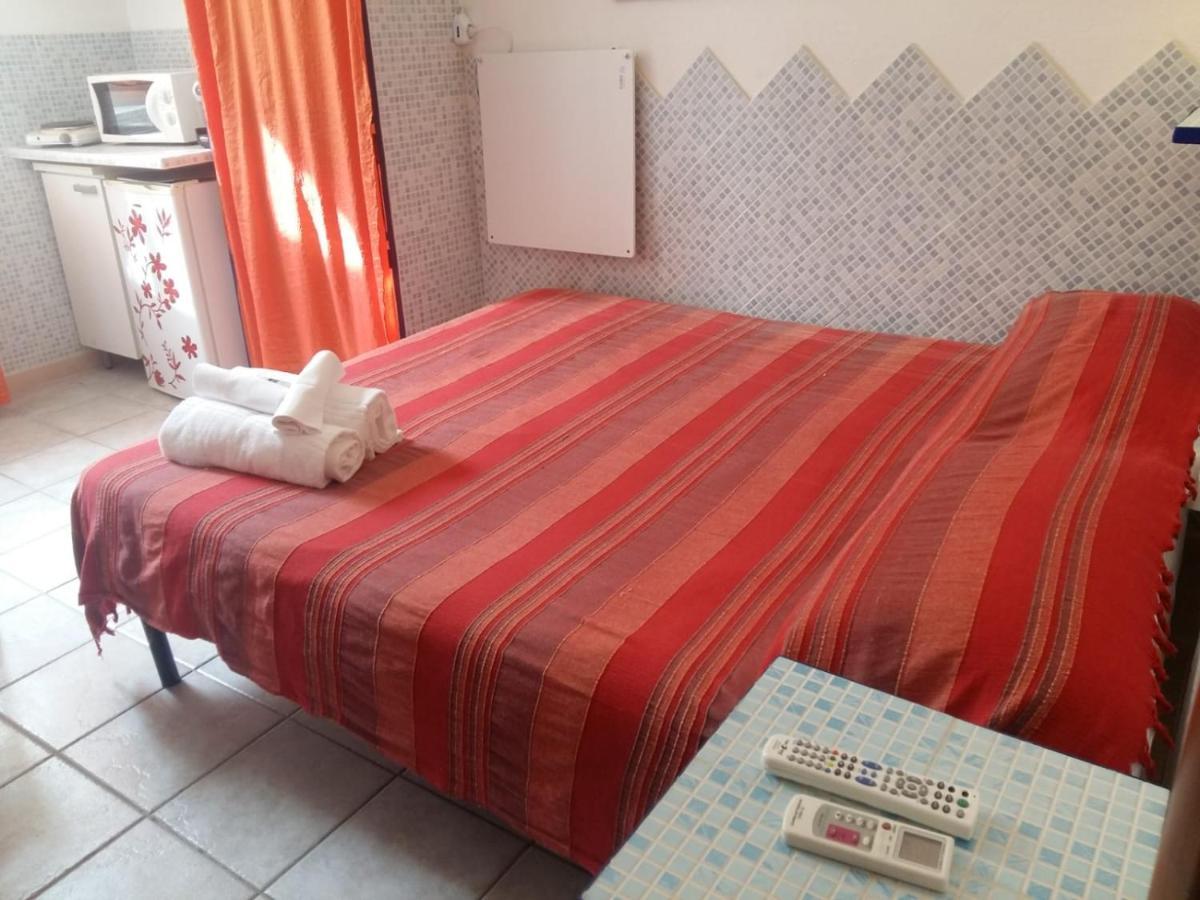 アル ソレマール B&B カリアリ エクステリア 写真